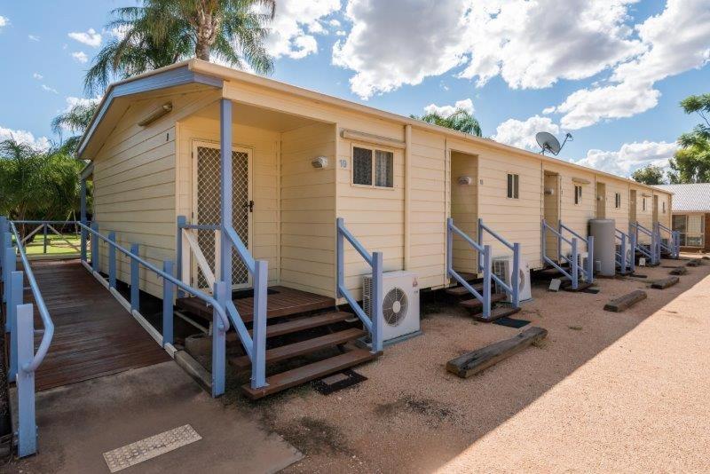 Tambo Mill Motel & Caravan Park Экстерьер фото