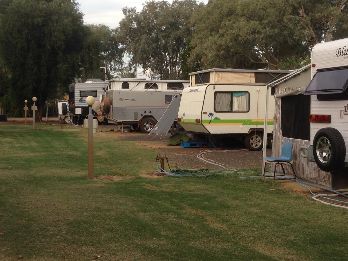 Tambo Mill Motel & Caravan Park Экстерьер фото
